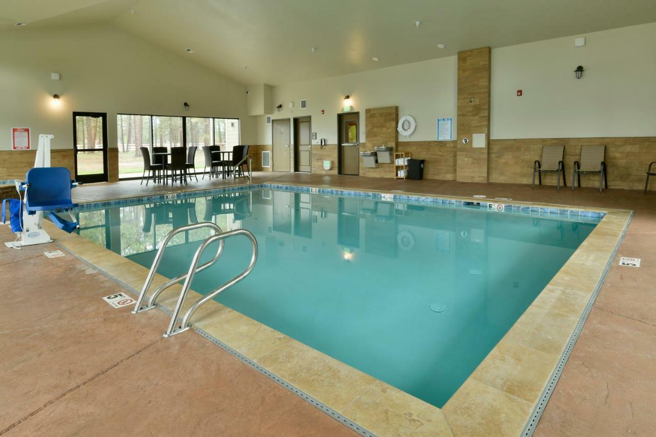 Grandstay Hotel & Suites Sisters Eksteriør bilde